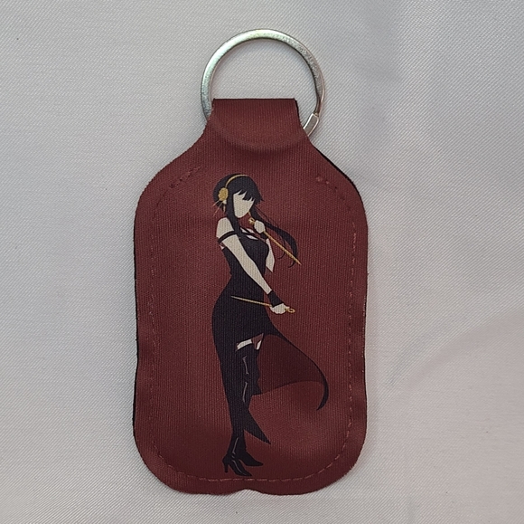 Yor Forger Hand Sanitizer Keychain - Picture 4 of 7
